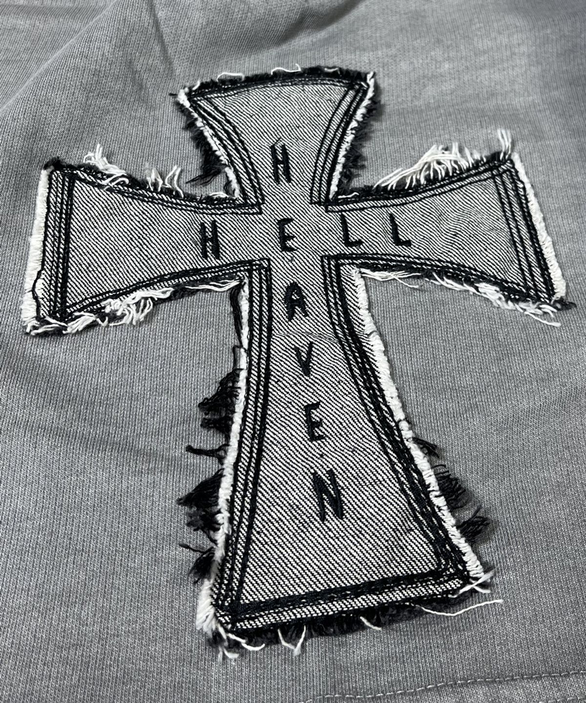 스케이터락(SK8ER ROCK) Rough Cross Pigment Bermuda Shorts ((gray))