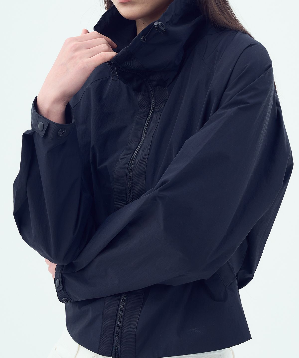 콥키노(KOBKINO) HIGHNECK WIND JACKET
