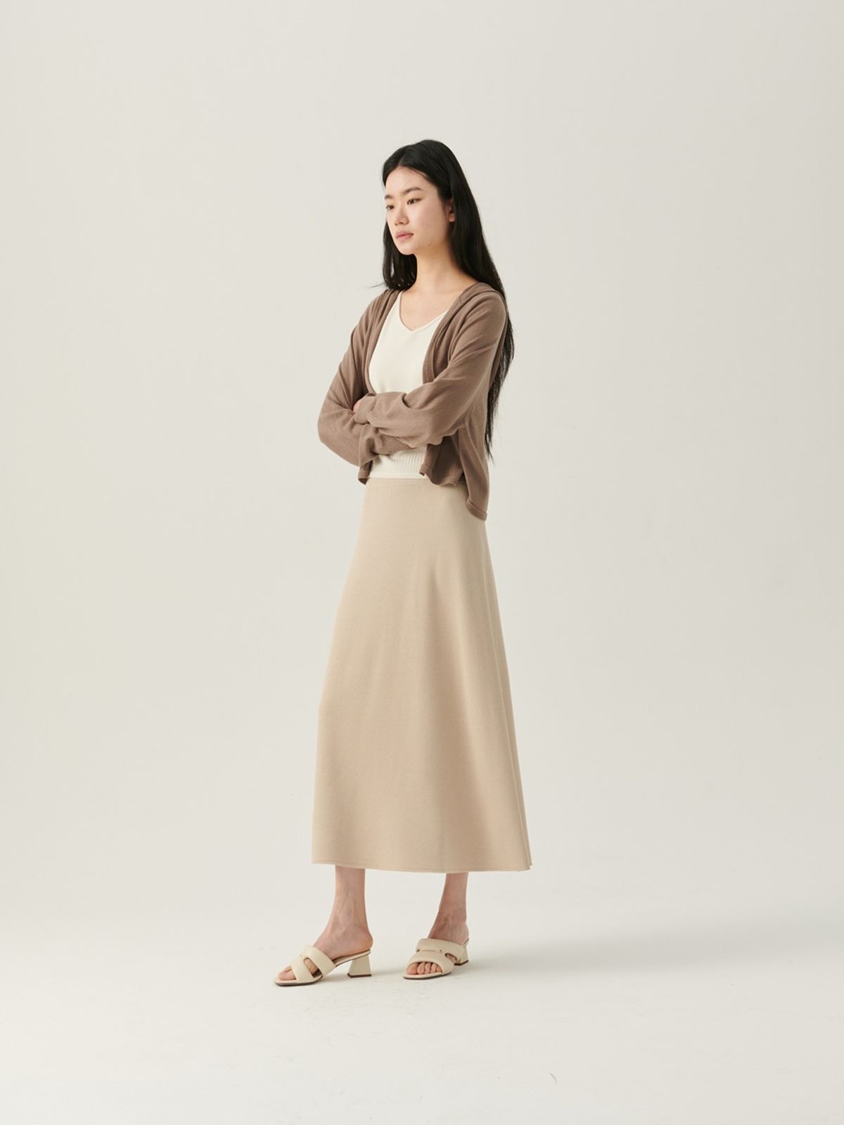 베이스스레드(BASETHREAD) Frame A Line Skirt - Beige