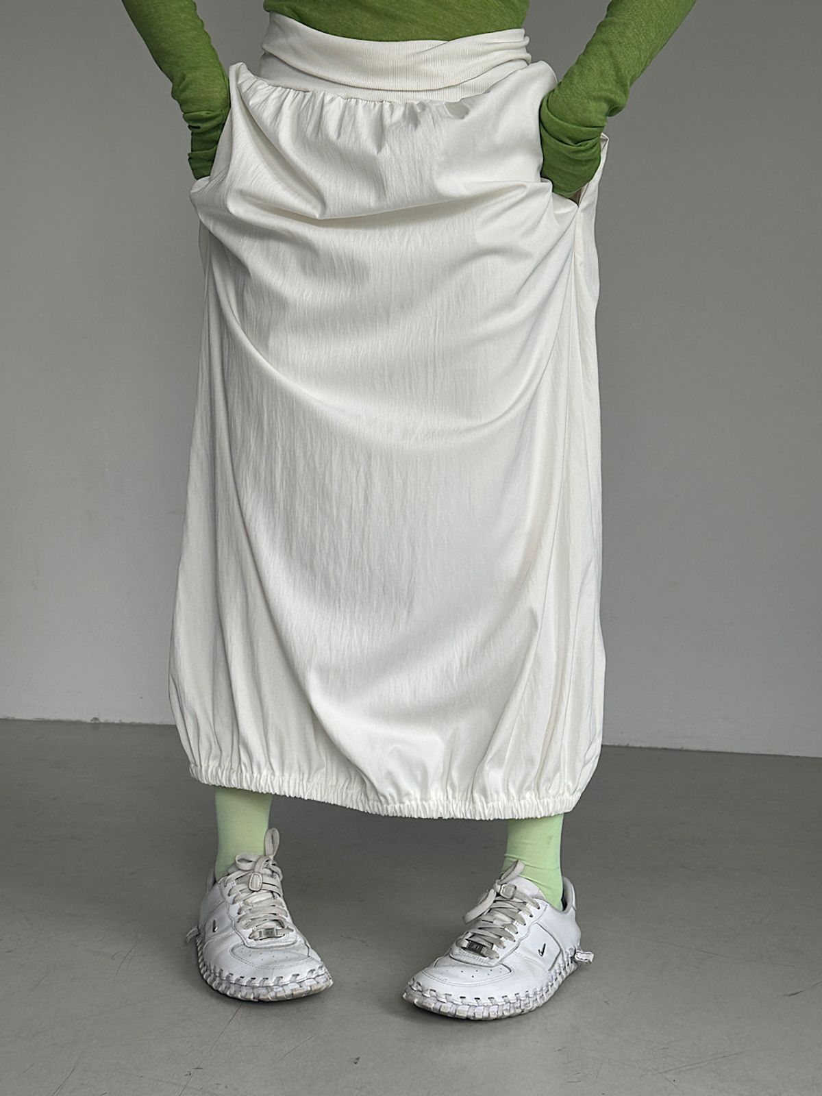 아포엠(APOEM) Balloon Banding Skirt (2C)