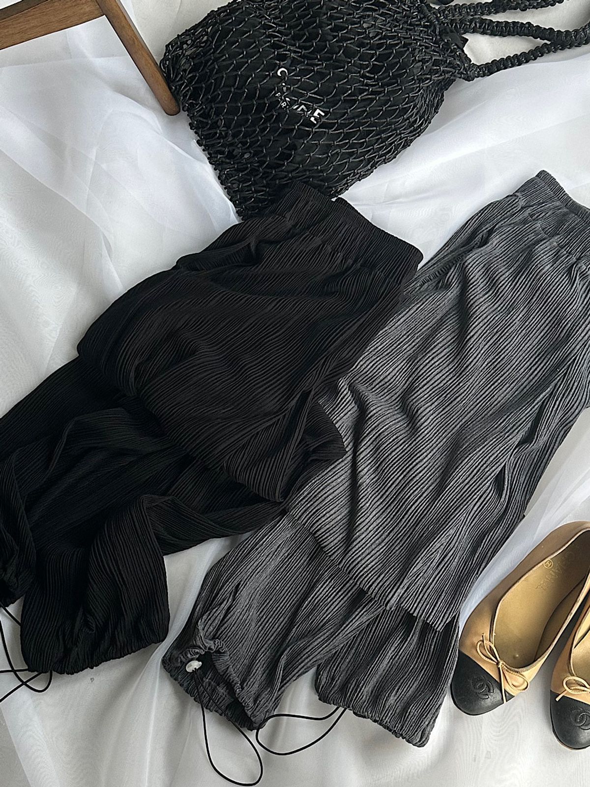 아포엠(APOEM) Wrinkle String Pants (2C)