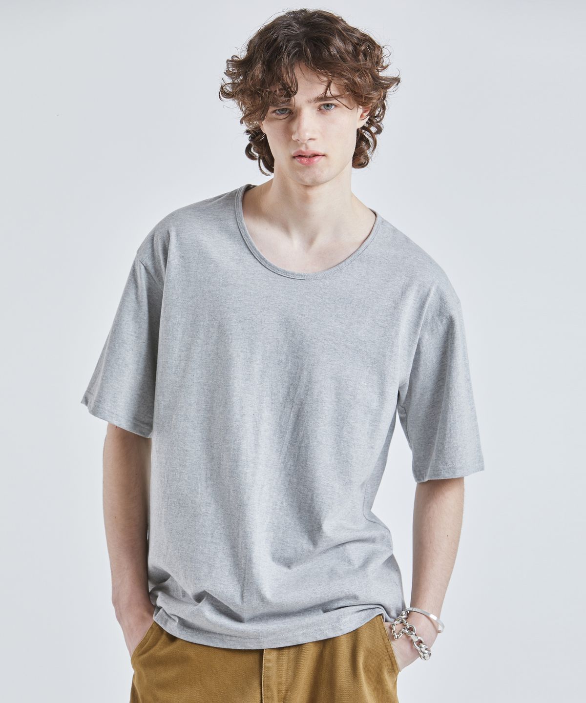 브이투(VTWO) 워시드 유넥 티셔츠 (GRAY)