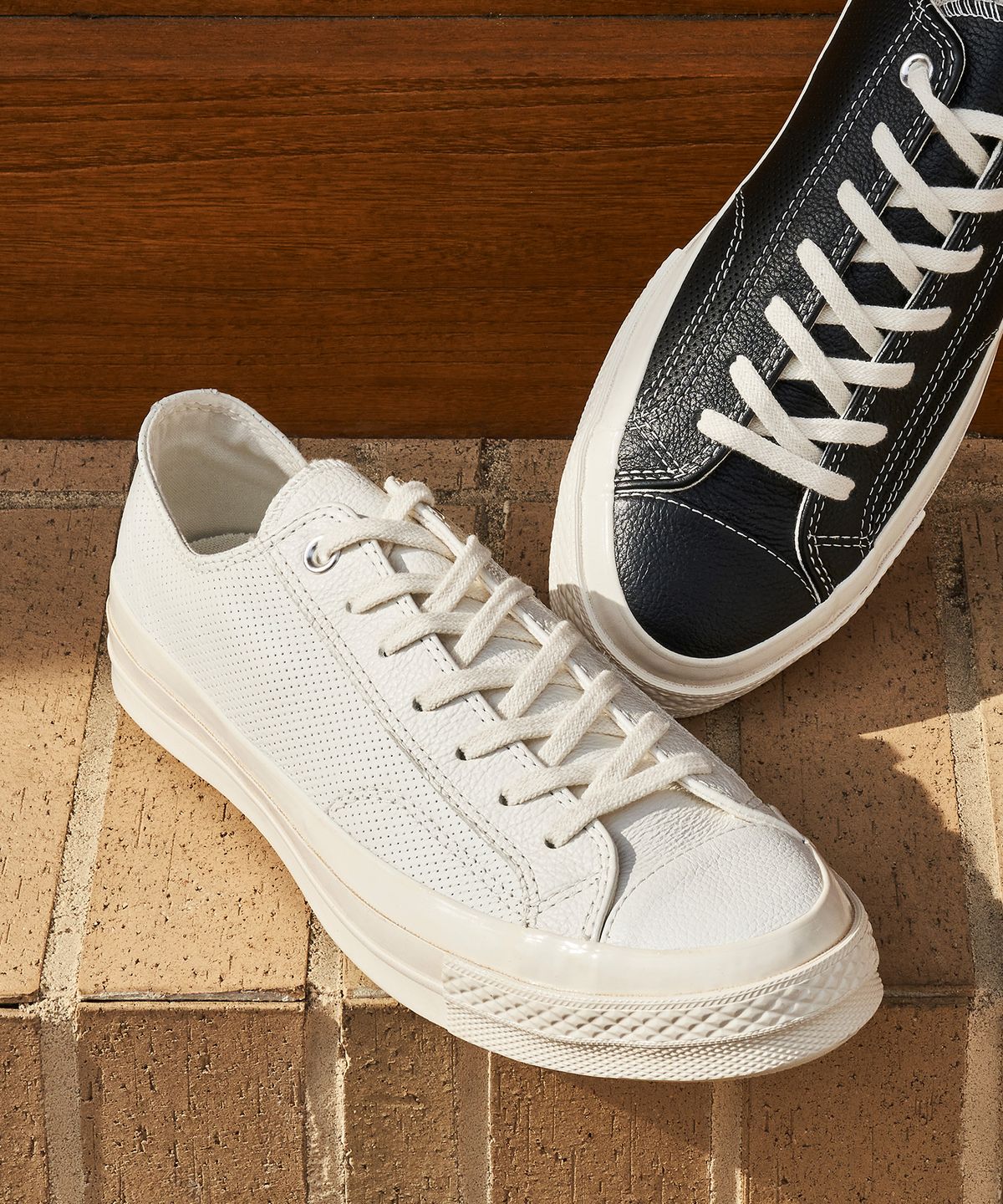 컨버스(CONVERSE) 척 70 퍼포레이티드 레더 블랙 A18850C