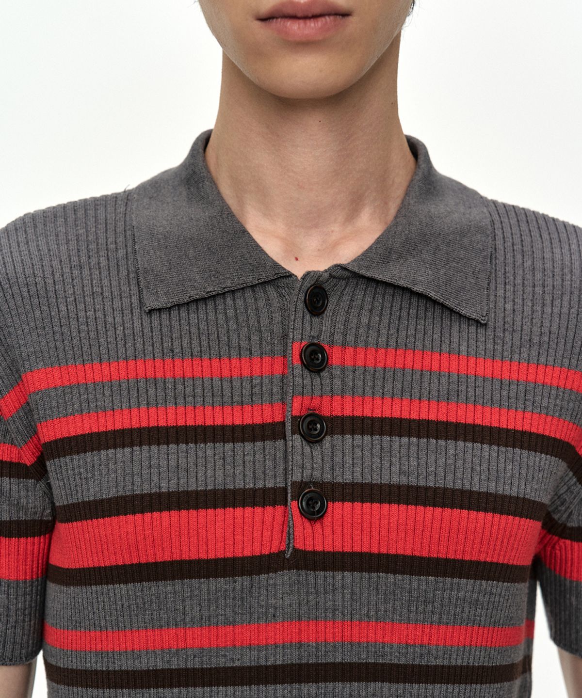 앤더슨벨(ADSB ANDERSSON BELL) PITT STRIPE POLO SWEATER atb1532m(GREY/RED)