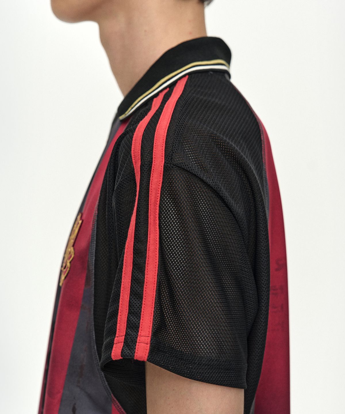 앤더슨벨(ADSB ANDERSSON BELL) REWORKED FOOTBALL T-SHIRT atb1584m(BLACK/RED)