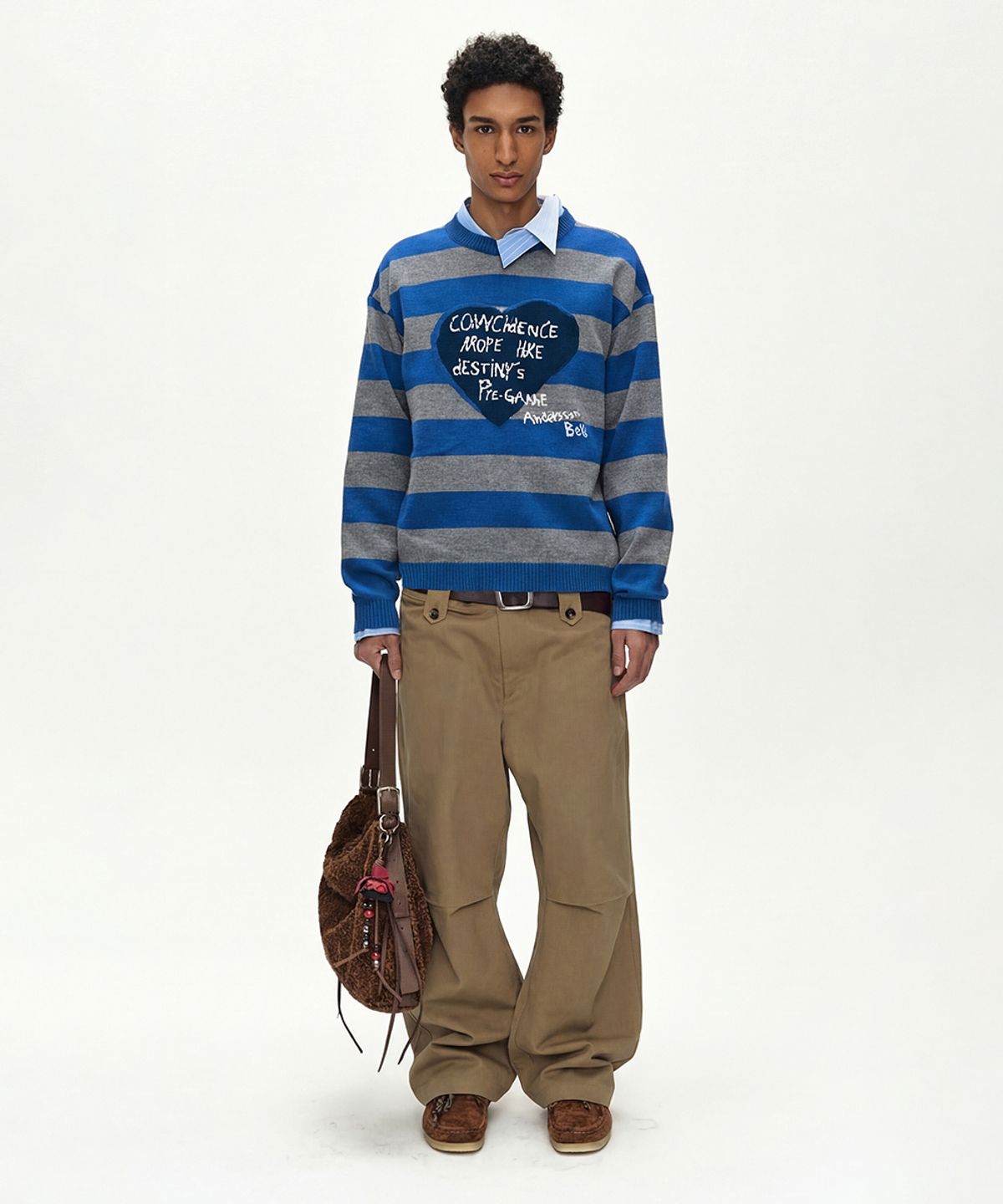 앤더슨벨(ADSB ANDERSSON BELL) 26 BOYS HEART MESSAGE CREW-NECK SWEATER atb1618m(BLUE/GREY)