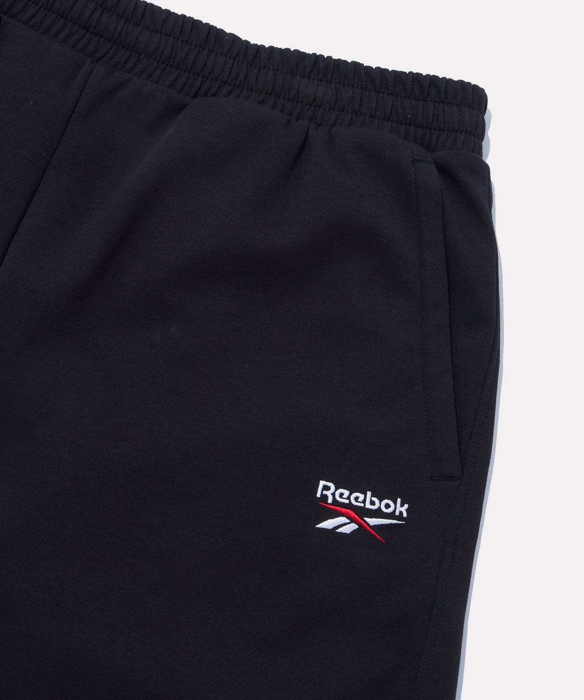 리복(REEBOK) 와이드 스웨트 버뮤다 - 블랙