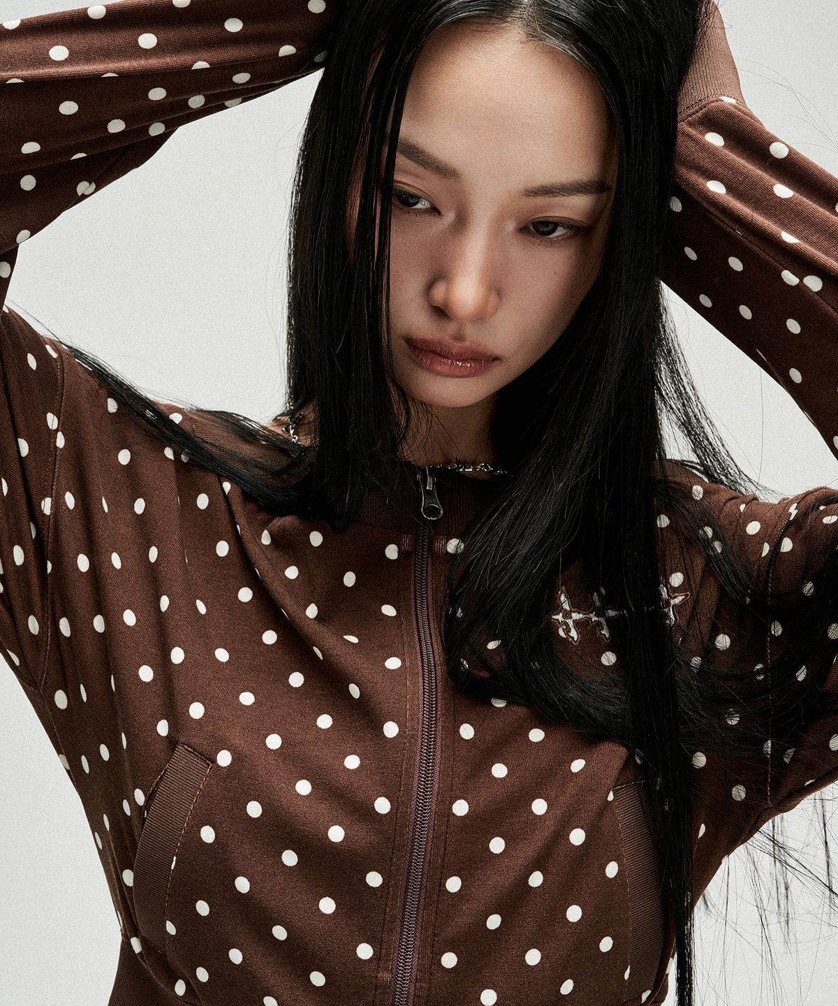 낫포너드(NOT4NERD) W Polka Dot Jersey Crop Track Jacket - Brown