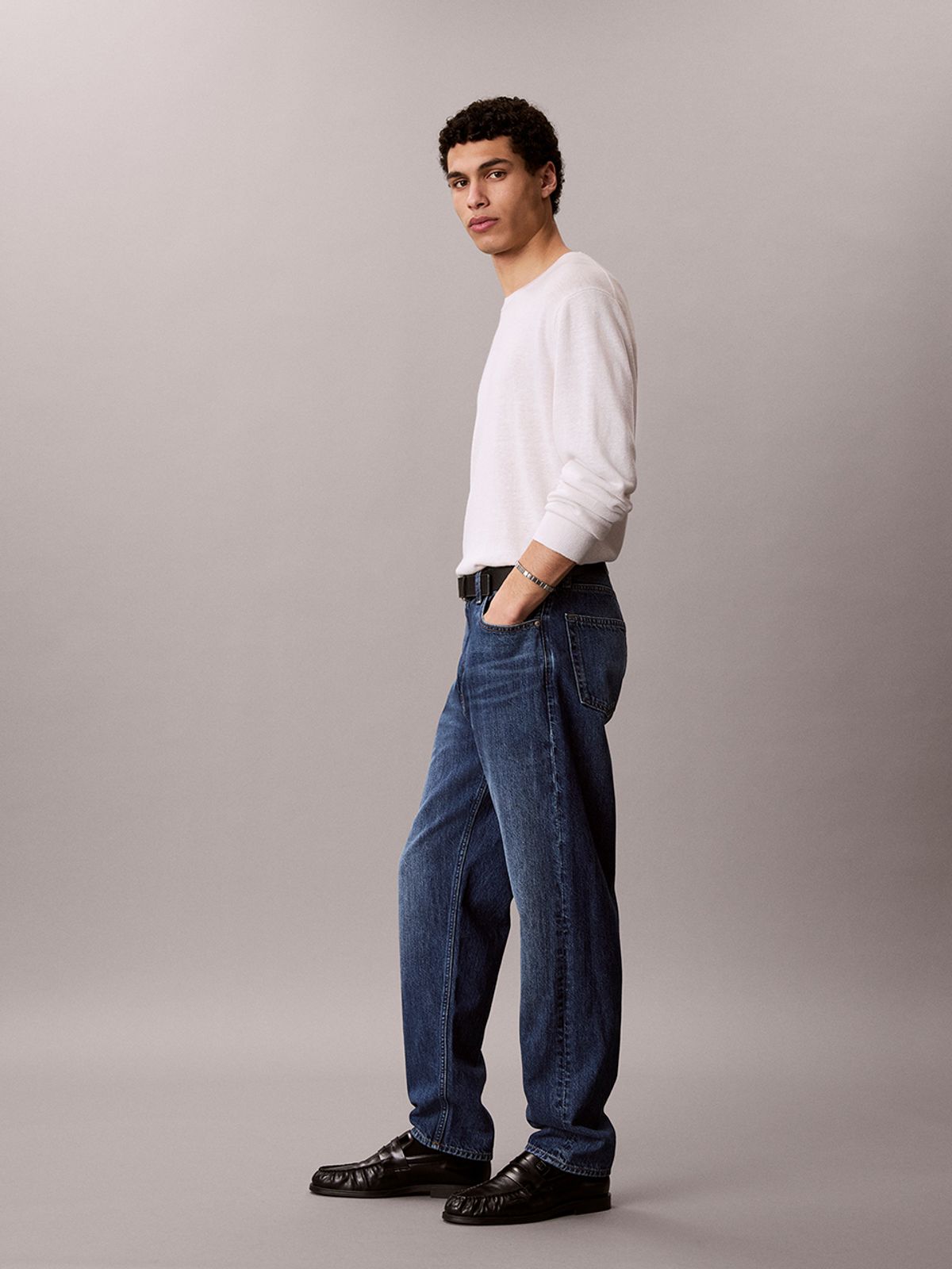 캘빈클라인 진(CALVIN KLEIN JEANS) 90S 테이퍼핏 진 4RF915G V84