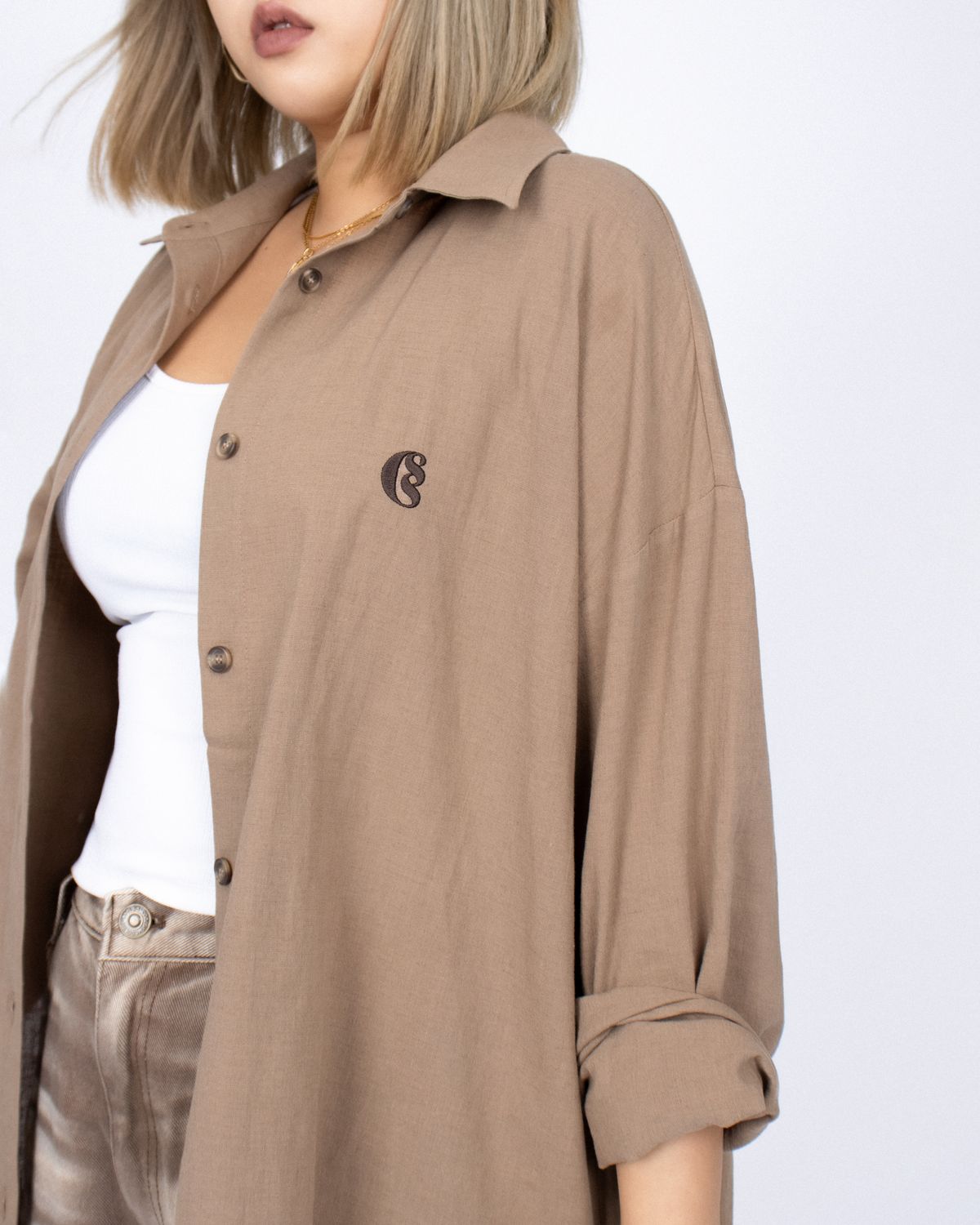 쿨시스(COOLSIS) CS LINEN LOGO SHIRTS-018 (BROWN)