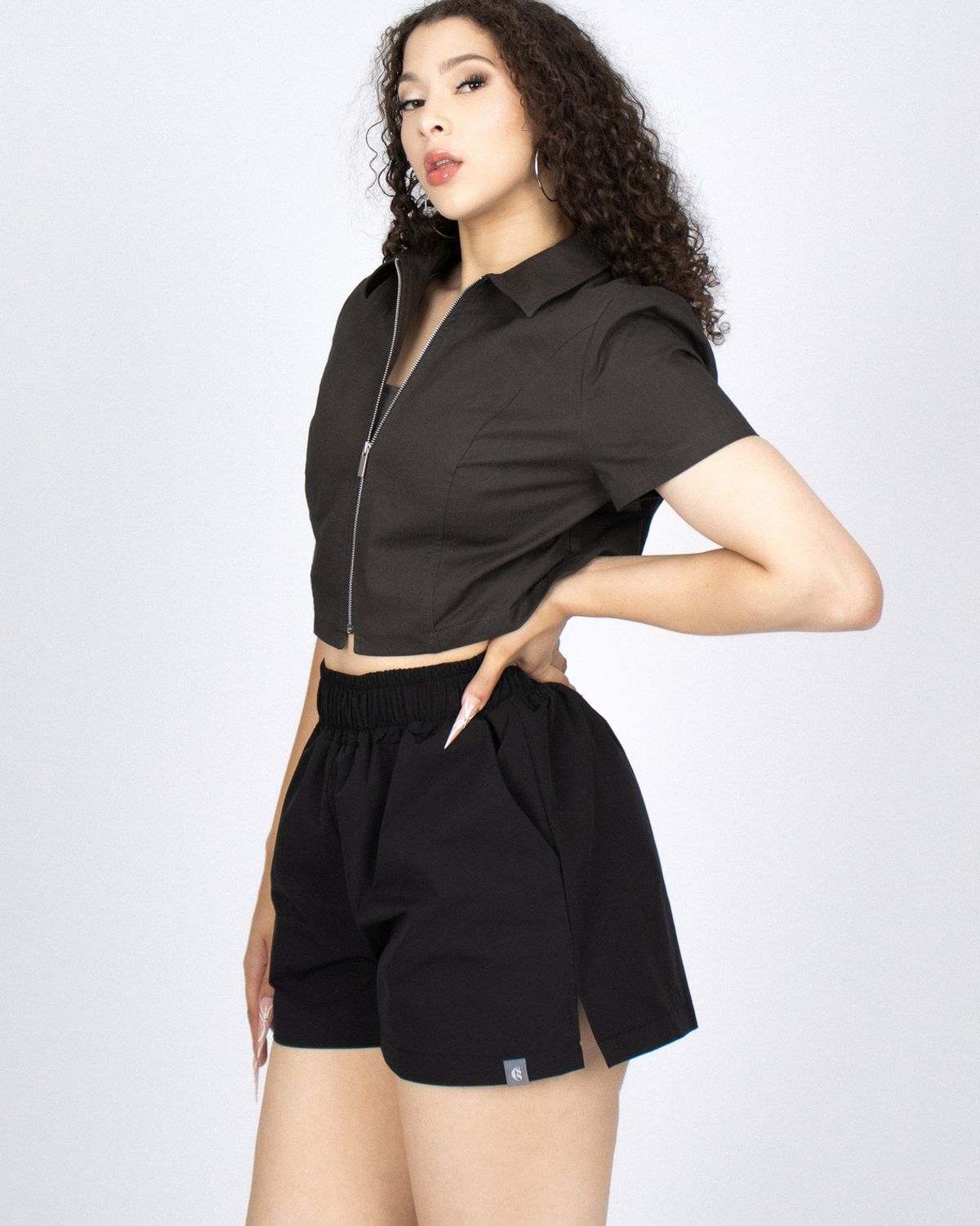 쿨시스(COOLSIS) CS CROP ZIP SHIRTS-017 (BROWN)