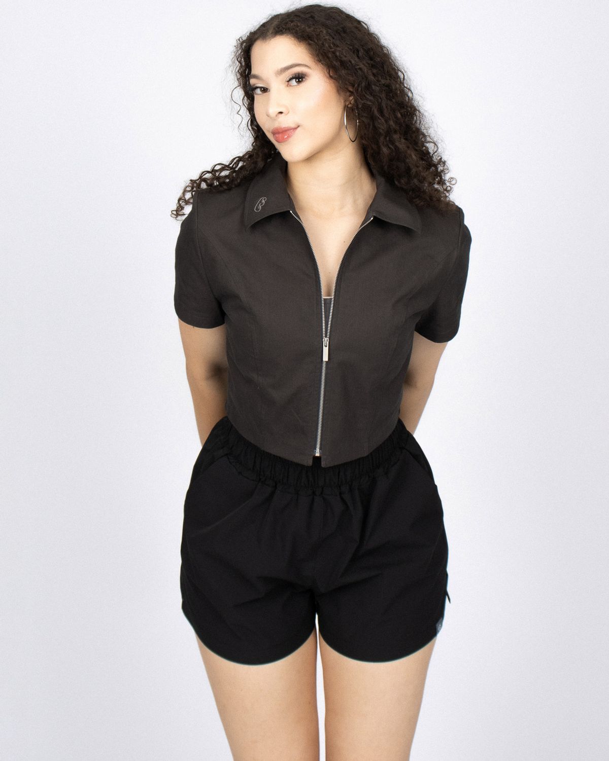 쿨시스(COOLSIS) CS CROP ZIP SHIRTS-017 (BROWN)