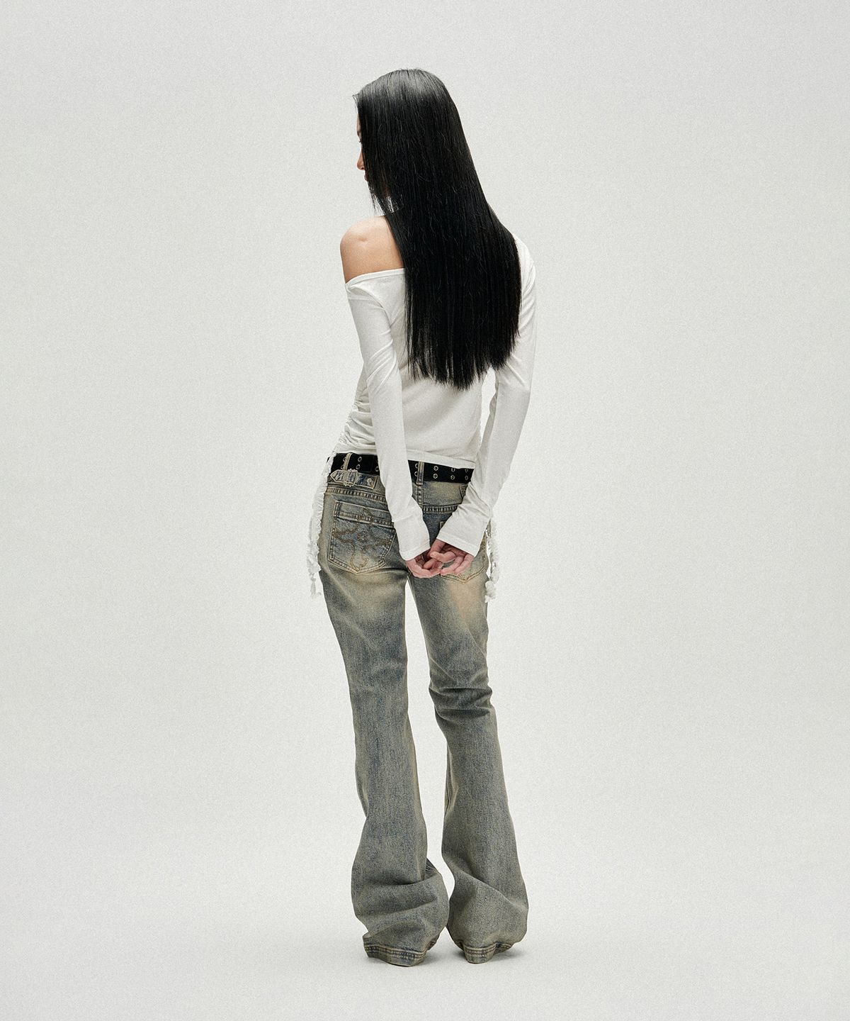 낫포너드(NOT4NERD) W Orchestra One Shoulder Long Sleeve - White