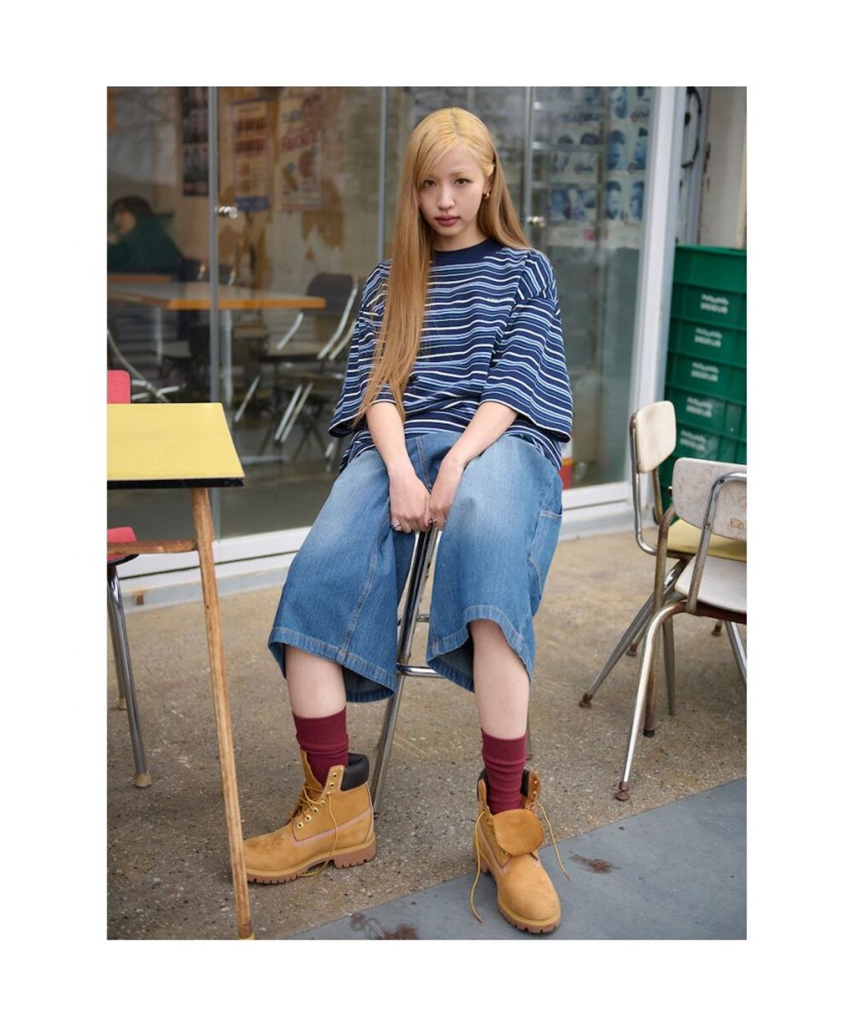 샌드 사운드(SAND SOUND) (UNISEX) 멀티 스트라이프 오버핏 반소매 티셔츠  네이비