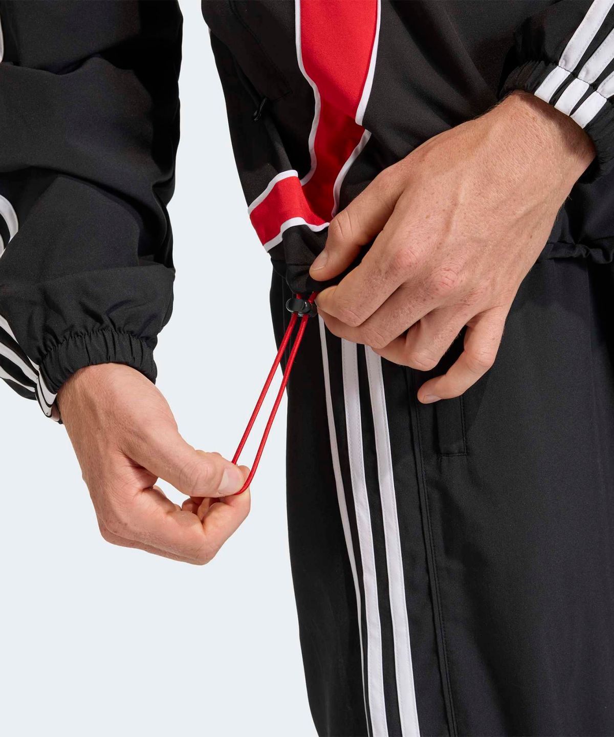 아디다스(ADIDAS) 팀가이스트 아디컬러 트랙탑 - 블랙:레드 / KD5859