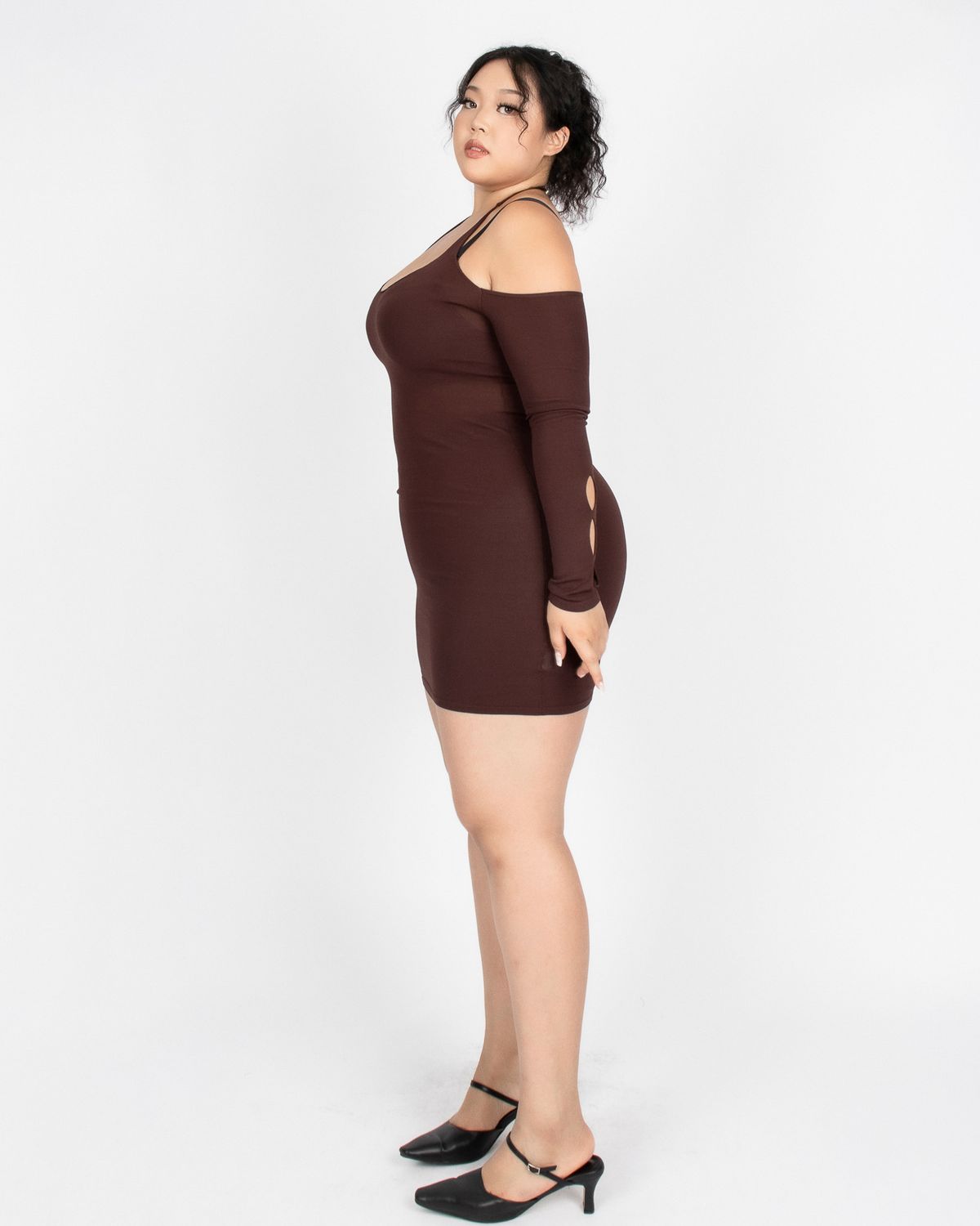 쿨시스(COOLSIS) CS HALTER MINI KNIT DRESS-026 (BROWN)