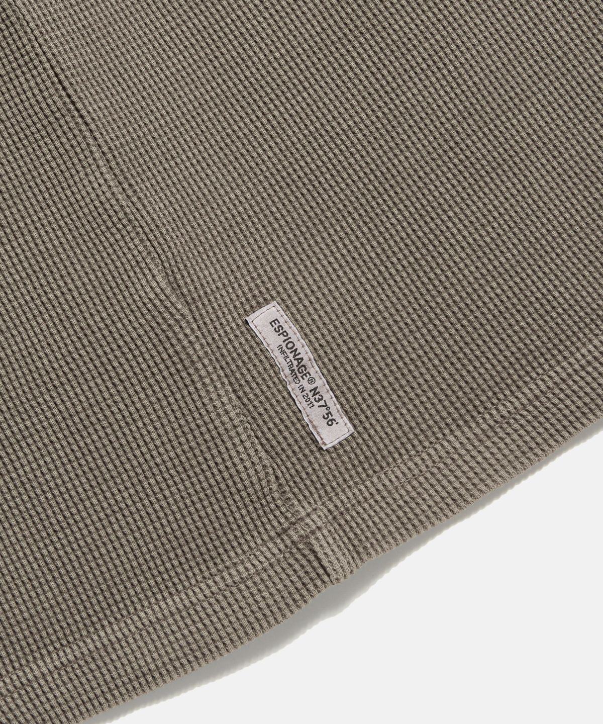 에스피오나지(ESPIONAGE) U.S.S. Pigment Thermal L/S Tee Taupe