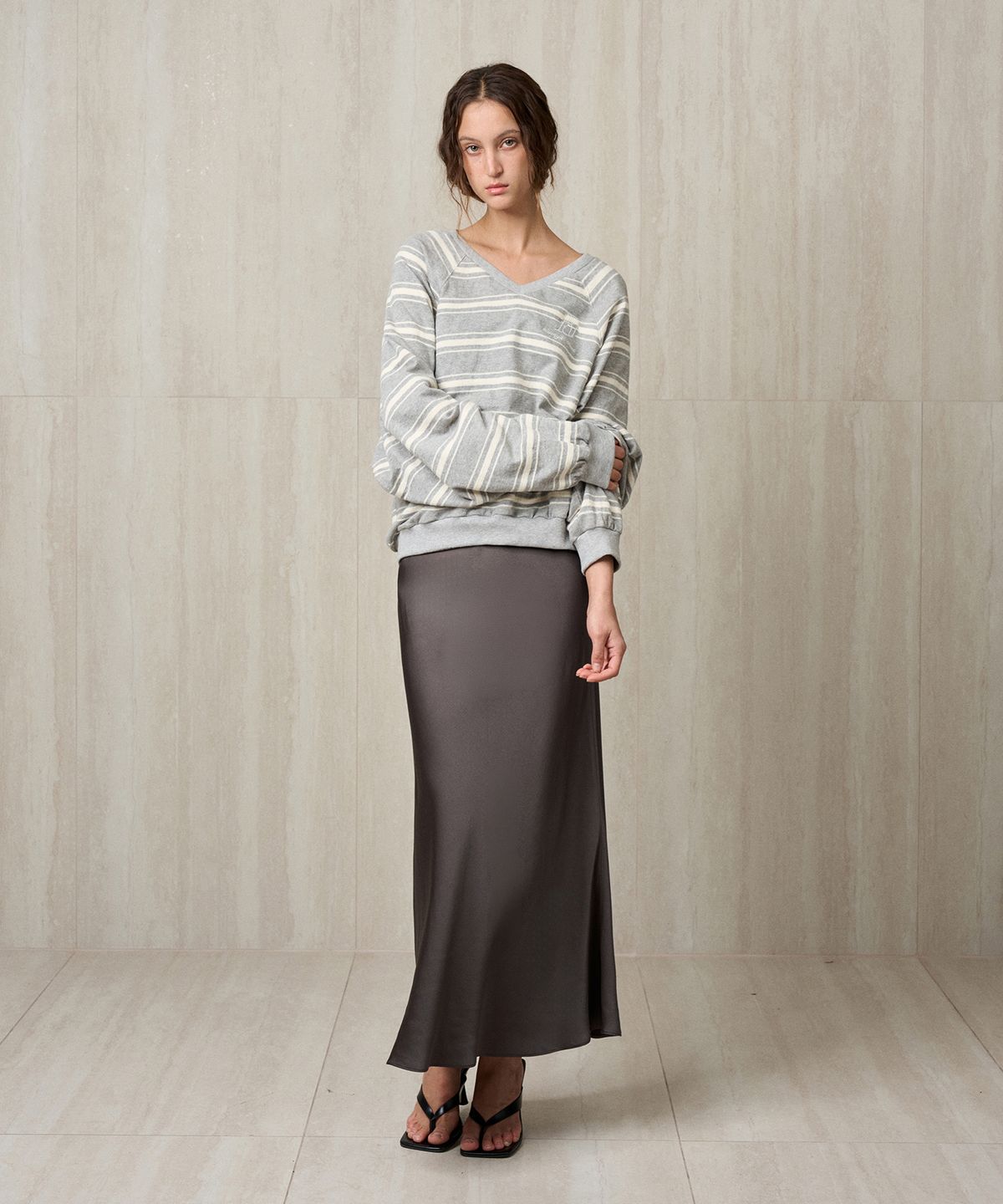 리이(RE RHEE) STRIPED KNIT PULLOVER GRAY