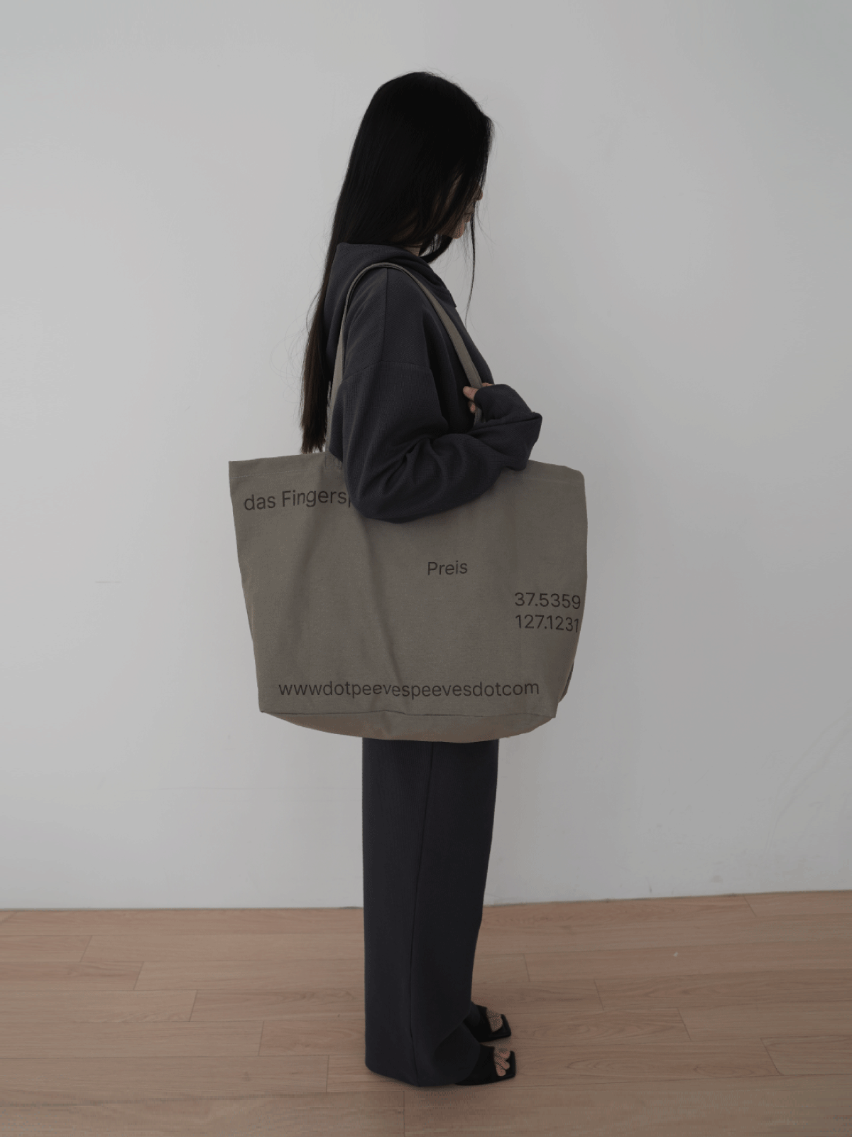 피브스피브스(PEEVES PEEVES) PVS Dot Button Bag / Khaki