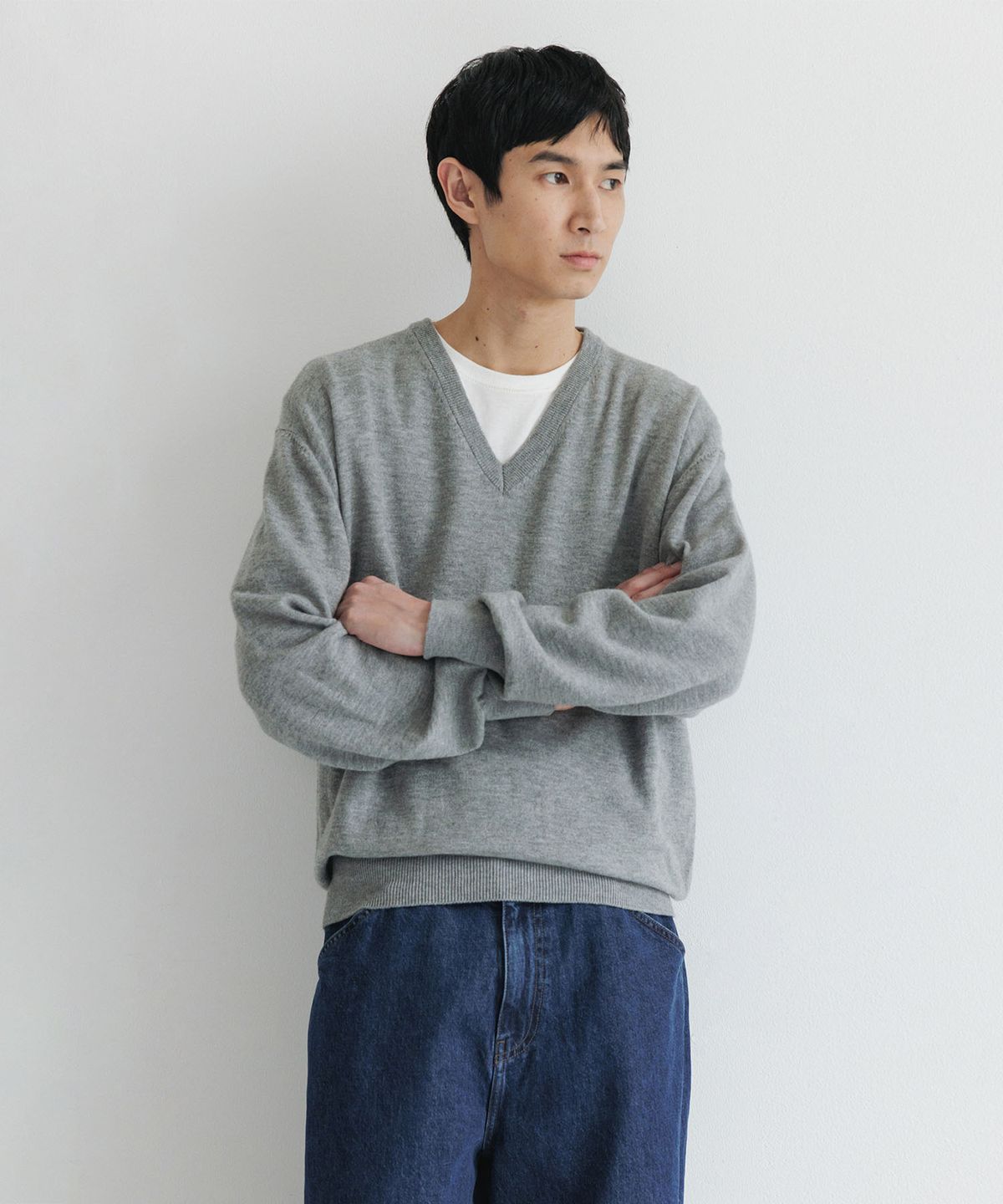 블랭크룸(BLANKROOM) 브이 넥 니트_LIGHT GRAY