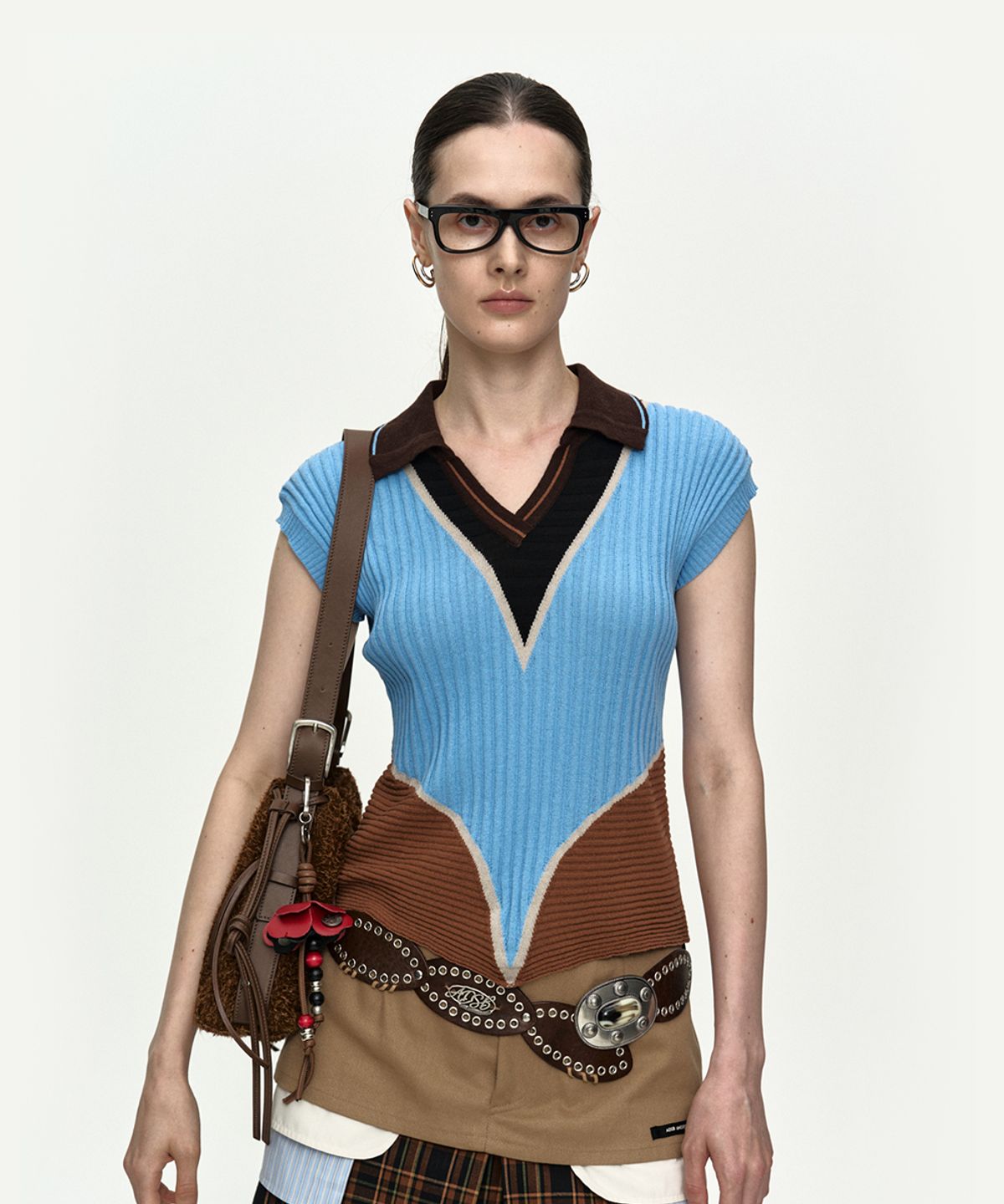 앤더슨벨(ADSB ANDERSSON BELL) COLOR-BLOCKED KNIT POLO VEST atb1498w(BLUE/BROWN)