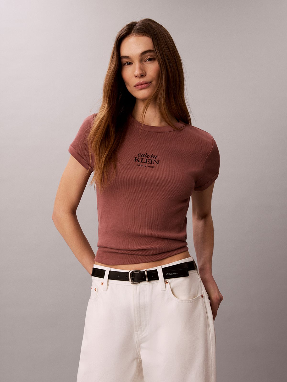 캘빈클라인 진(CALVIN KLEIN JEANS) 여성 베이비 립 로고 반팔 티셔츠 47F240G 41J
