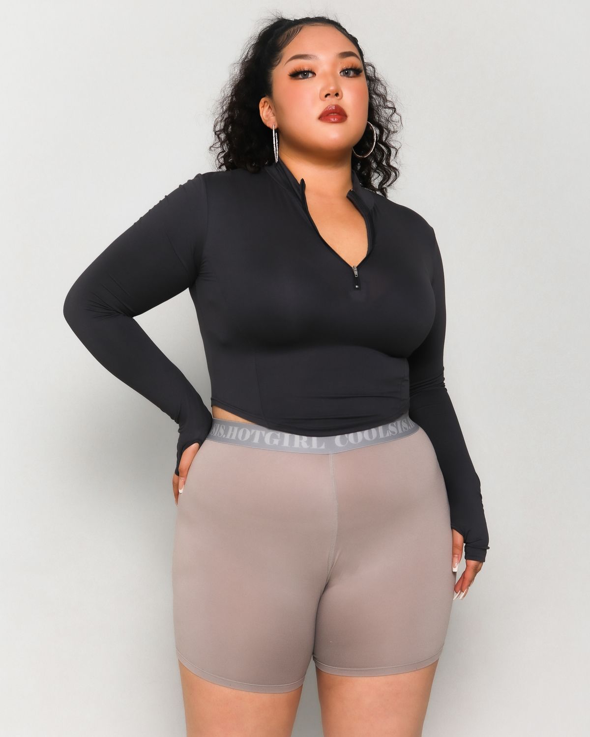쿨시스(COOLSIS) CS +7℃ SOFT HEAT ZIP TOP-039 (CHARCOAL)