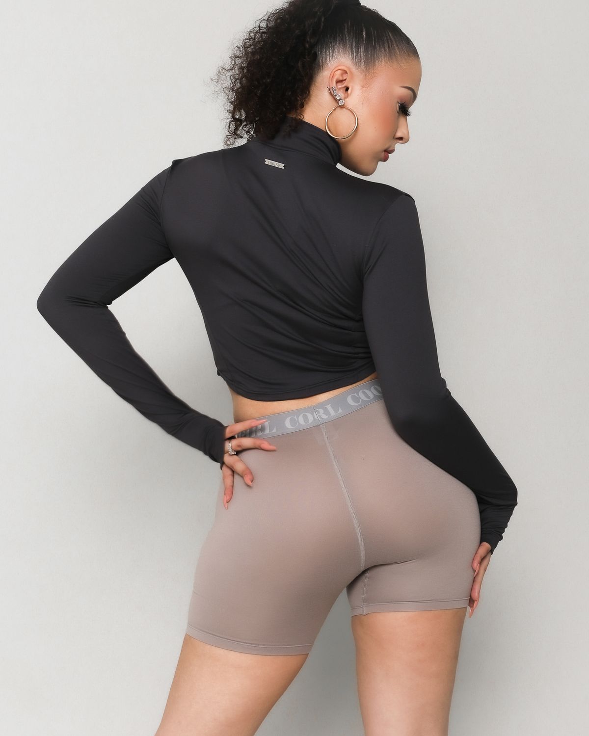 쿨시스(COOLSIS) CS +7℃ SOFT HEAT ZIP TOP-039 (CHARCOAL)