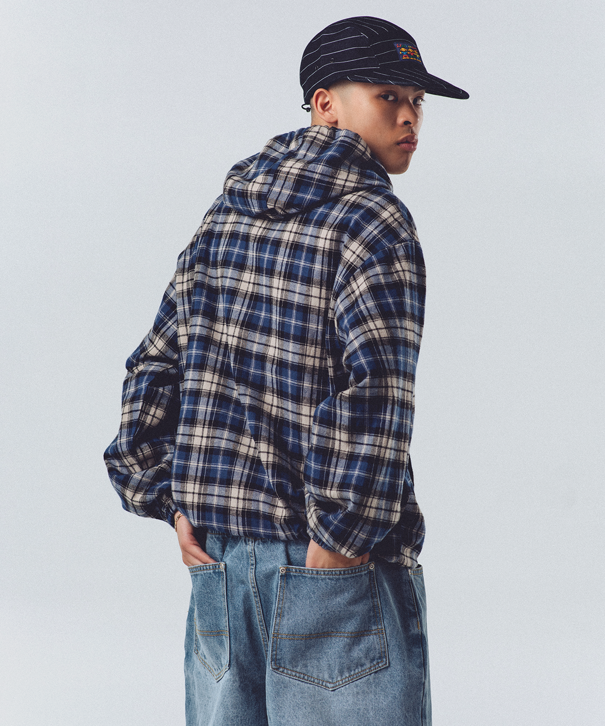 위캔더스(WKNDRS) SNAIL CHECK JK (NAVY)