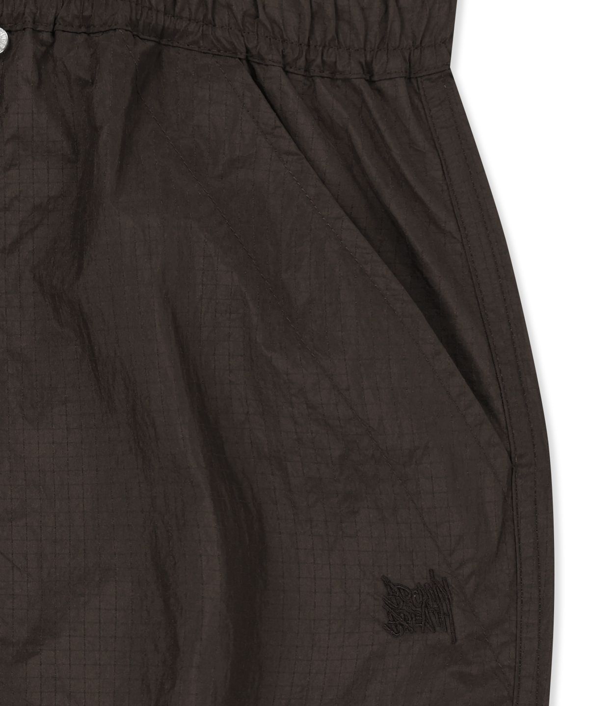 브라운브레스(BROWNBREATH) TAG DOUBLE KNEE NYLON PANTS - BROWN