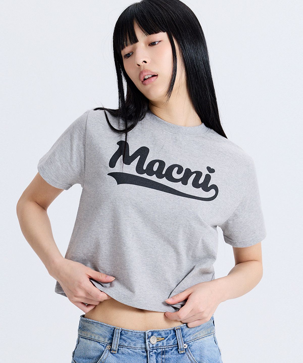 마크니(MACNI) RETRO LOGO CROP T-SHIRT MELANGE