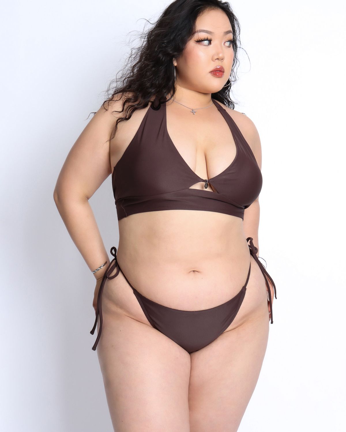 쿨시스(COOLSIS) CS KEYHOLE BIKINI BOTTOM (BROWN)