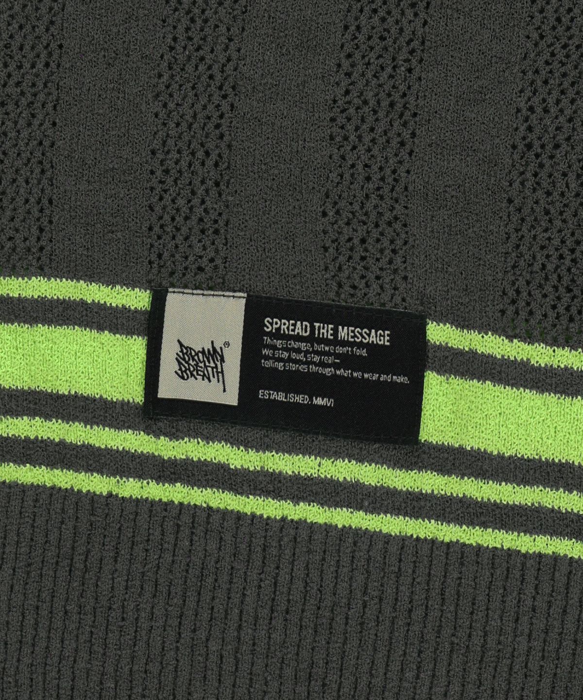 브라운브레스(BROWNBREATH) BLOCKED KNIT CREWNECK - CHARCOAL