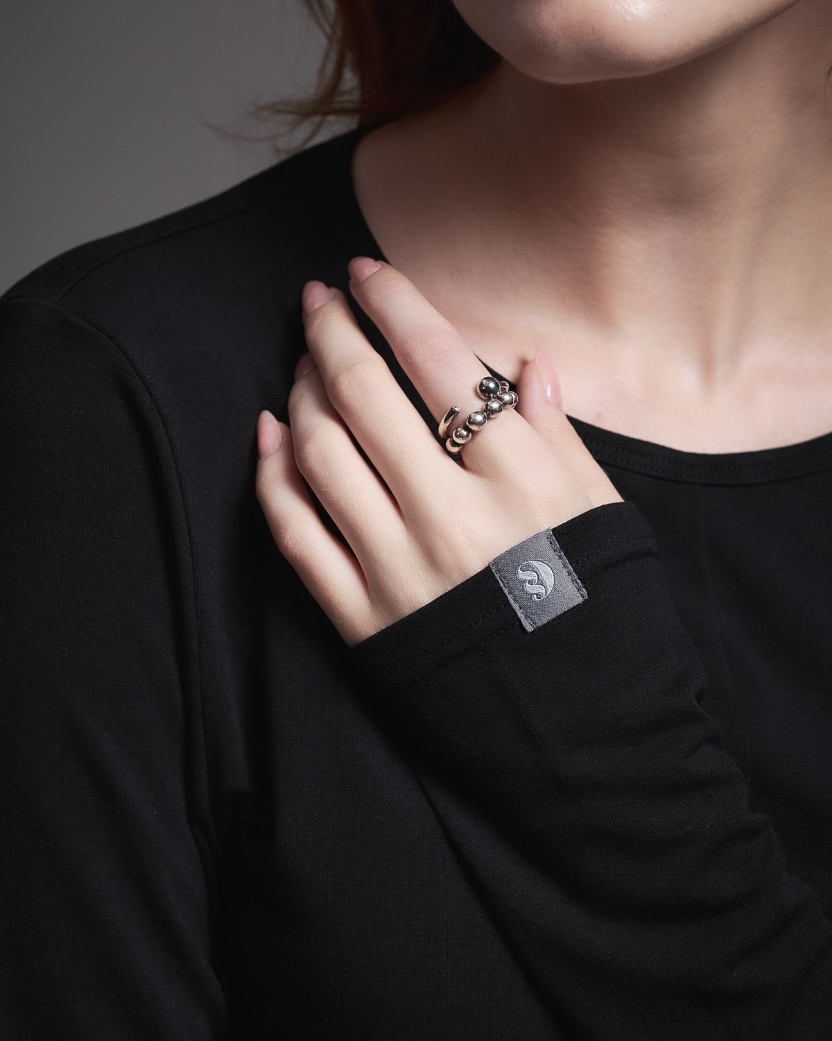 쿨시스(COOLSIS) CS BACK HOLE LINE TOP-052 (BLACK)