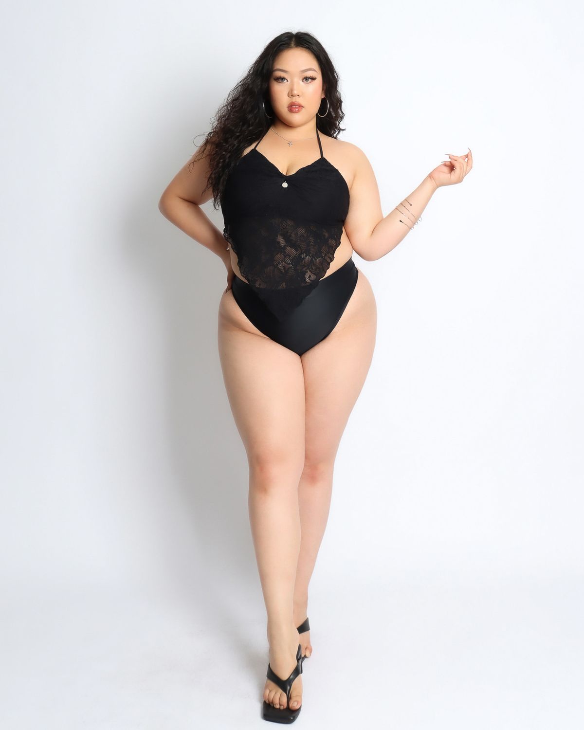 쿨시스(COOLSIS) CS BARELACE BIKINI TOP (BLACK)