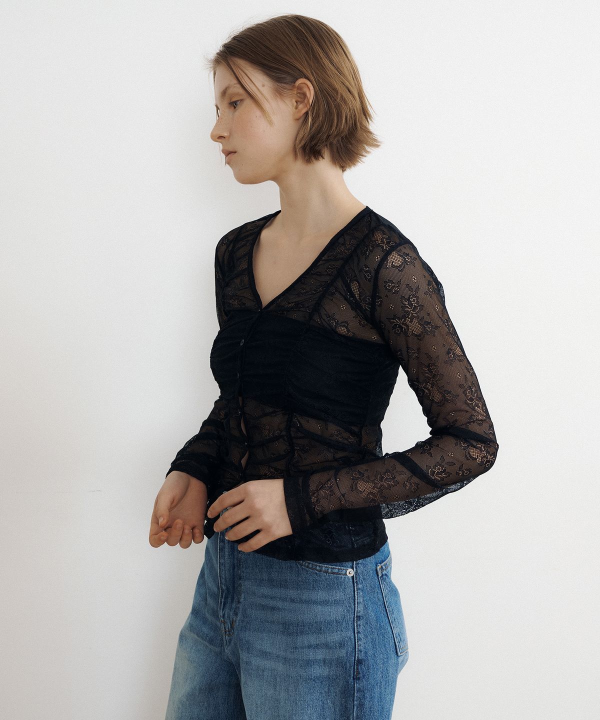 루시르주(LUCIR ZU) Mesh Lace Shirring Cardigan (black)