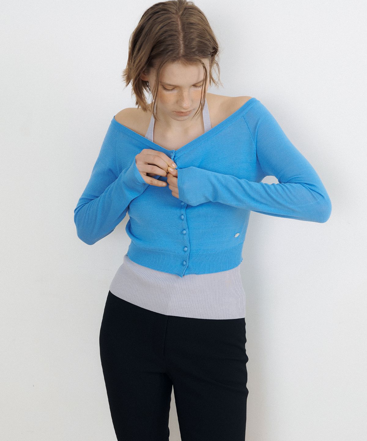 루시르주(LUCIR ZU) Airy Boat Neck Button Cardigan (blue)