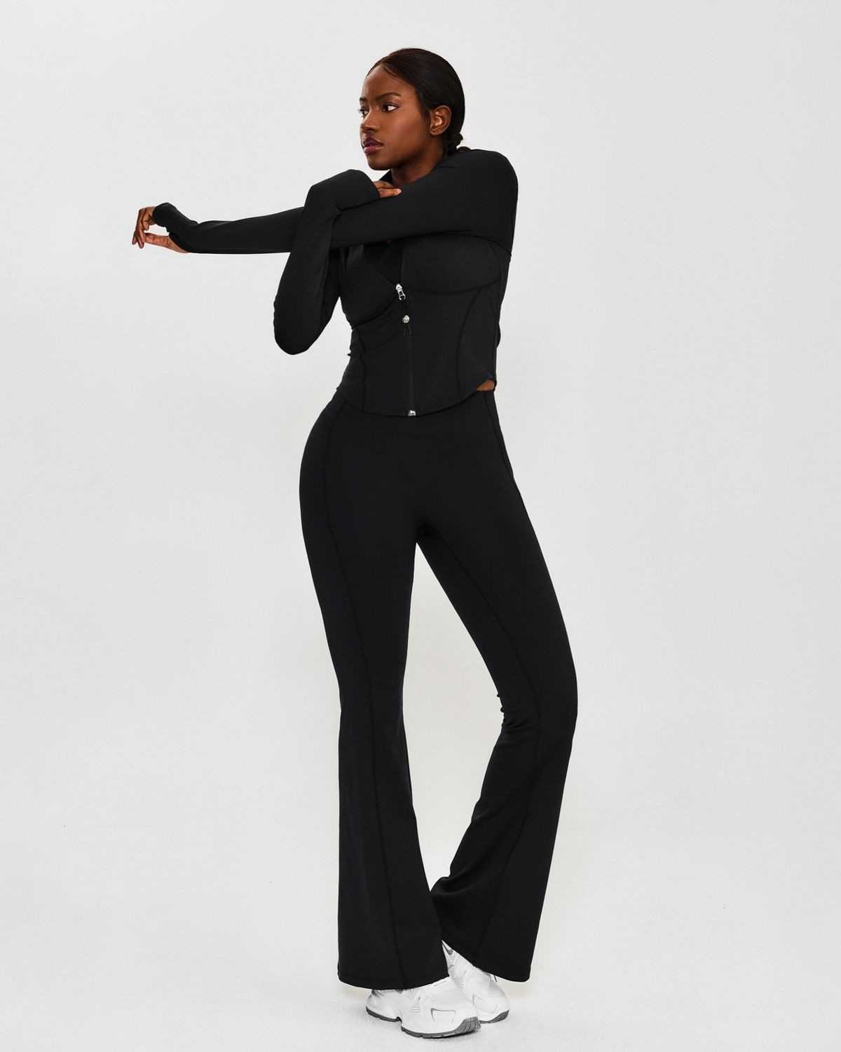 쿨시스(COOLSIS) CS CURVE BOOTCUT LEGGINGS (BLACK)