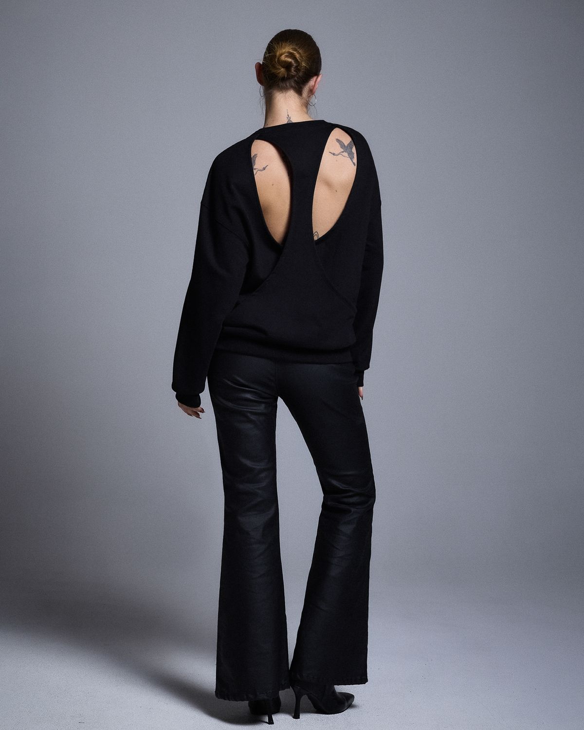 쿨시스(COOLSIS) CS BACKCUT SWEATSHIRT-054 (BLACK)