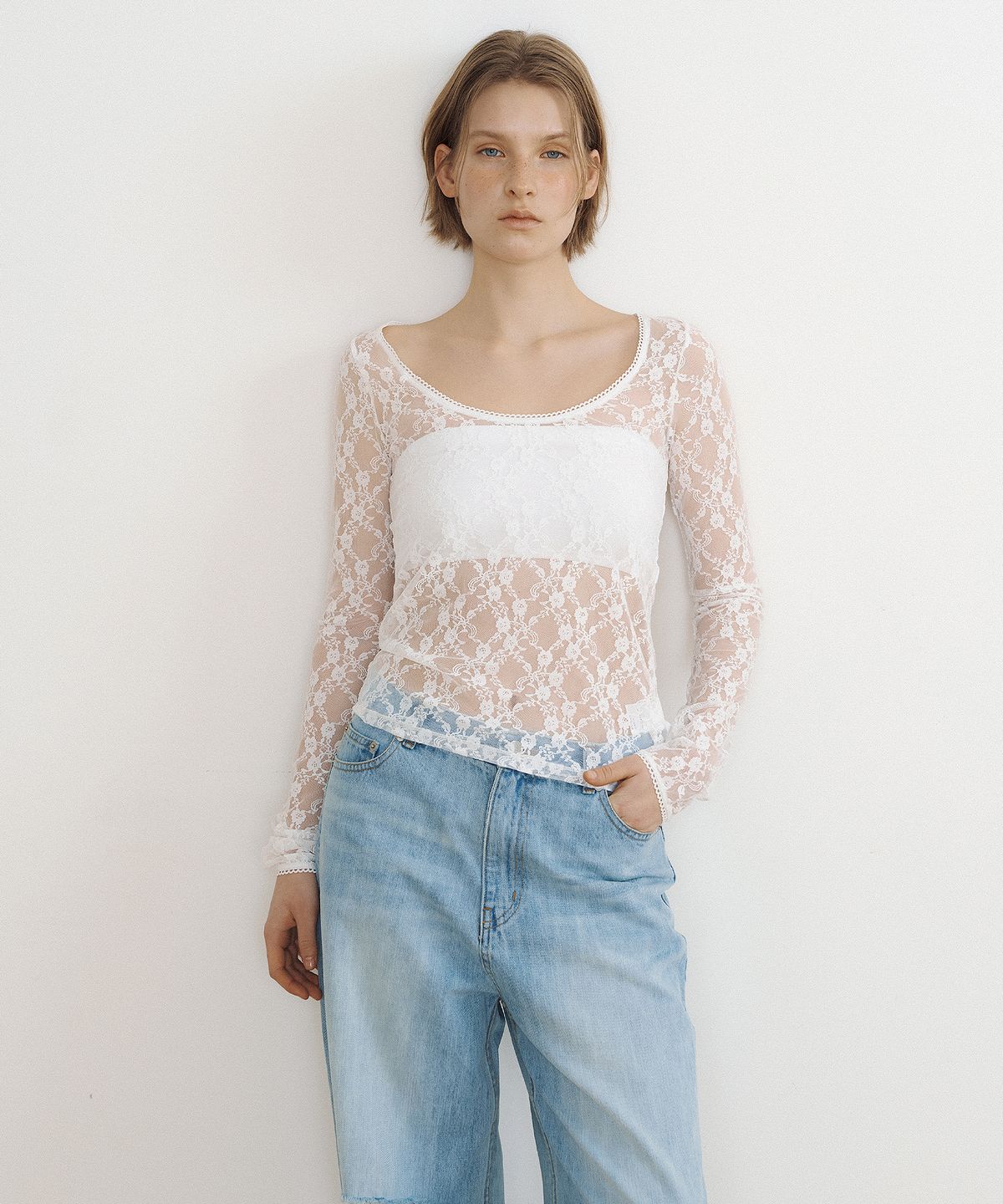 루시르주(LUCIR ZU) Reversible Boat & U Neck Lace Slim Top (ivory)