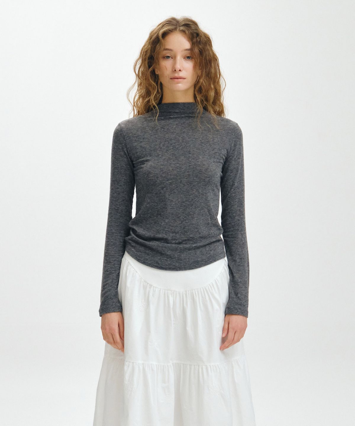 마이스(MAIS) WOOL TENCEL HALF NECK TEE / GRAY