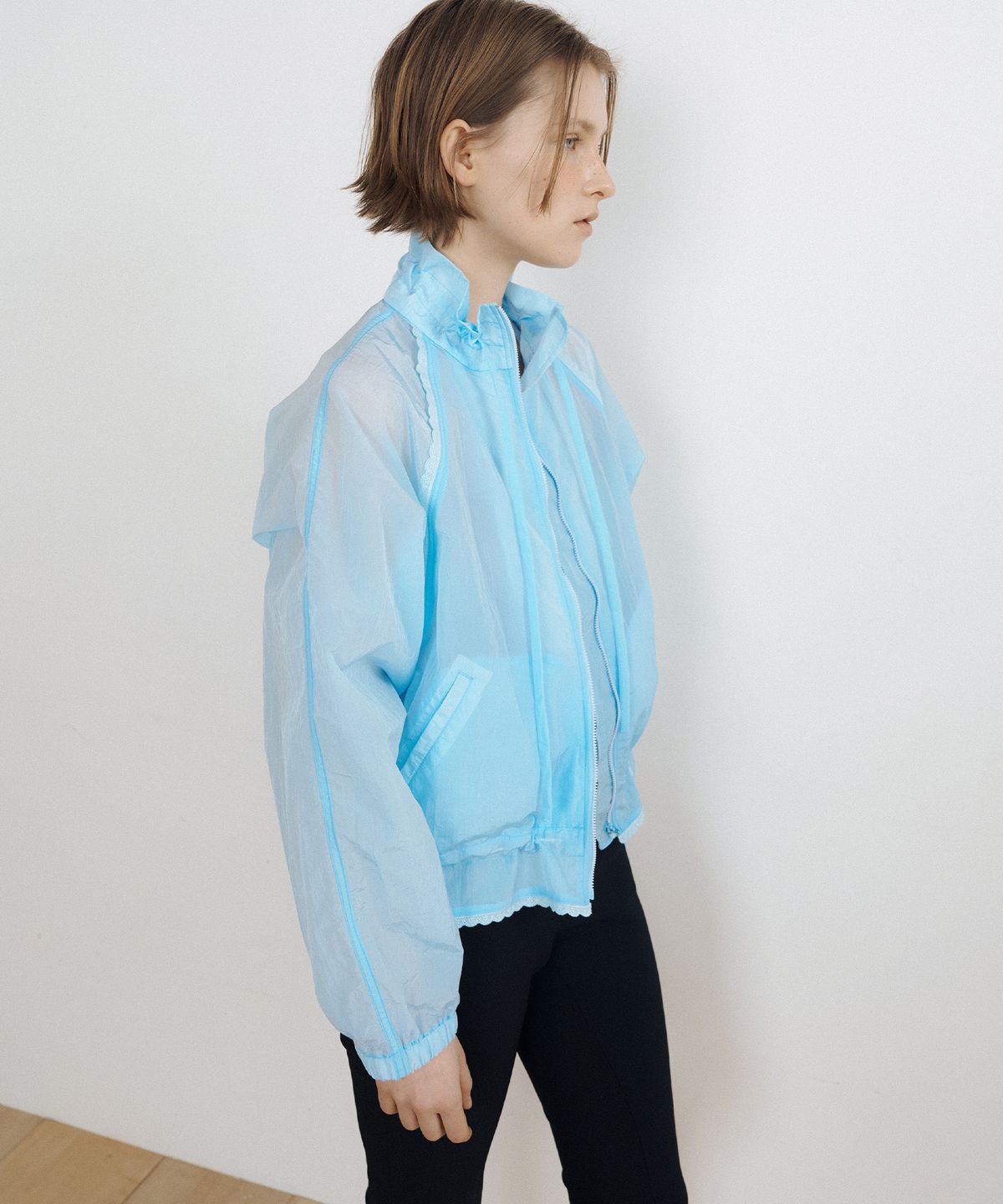 루시르주(LUCIR ZU) Sheer Lace Tape Jumper (soft aqua)