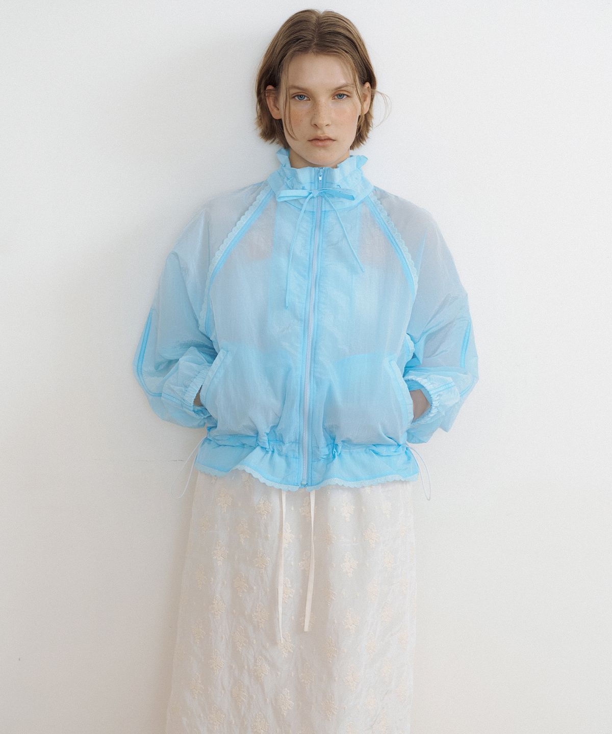 루시르주(LUCIR ZU) Sheer Lace Tape Jumper (soft aqua)