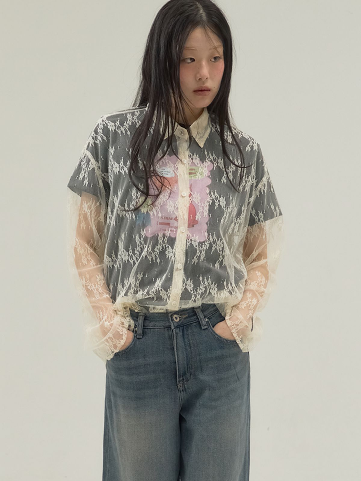 쏘리, 투 머치 러브(SORRY, TOO MUCH LOVE) Sheer Lace Classic Collar Blouse_Cream