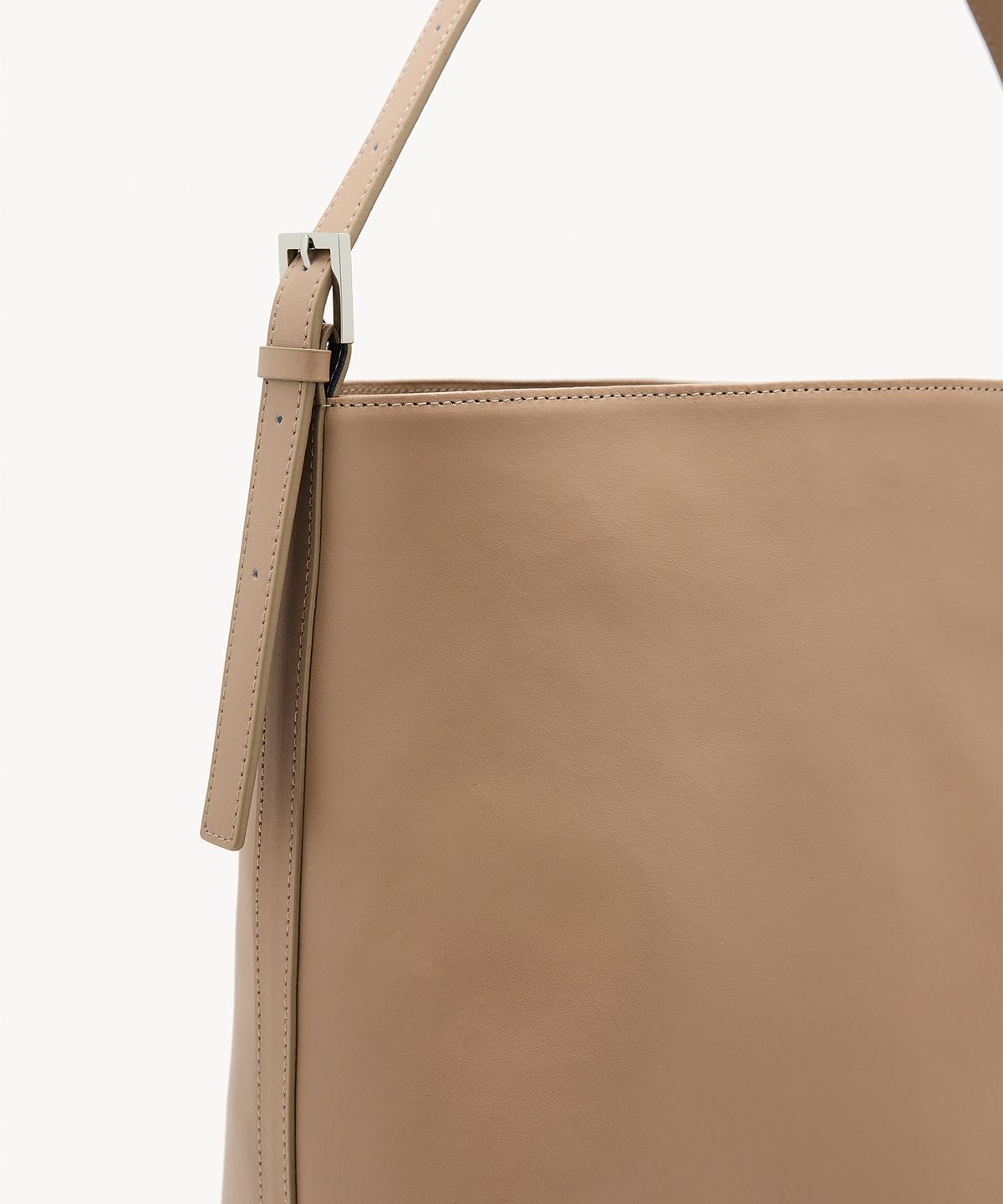 끌라베(CLAVE) 릴리 베이지 토트백 (LILY Beige Tote Bag)