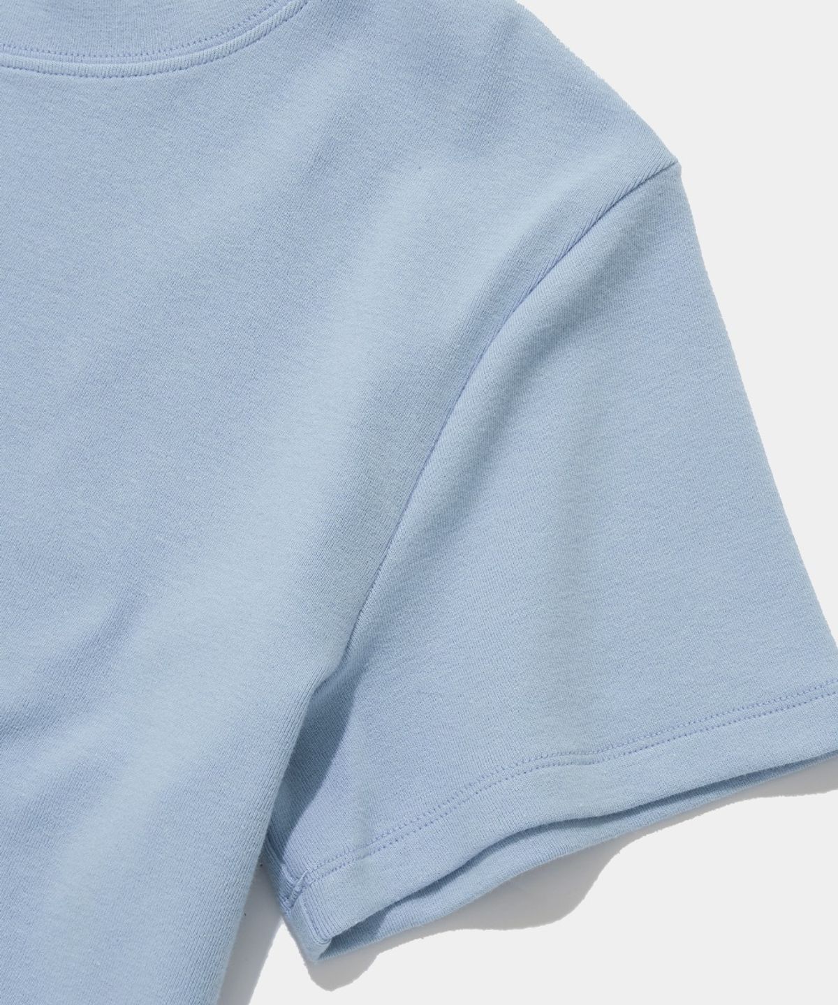 컬럼비아 유니버시티(COLUMBIA UNIVERSITY) TINY SCRIPT LOGO WOMEN SLIM-FIT S/S T-SHIRTS_LIGHT BLUE