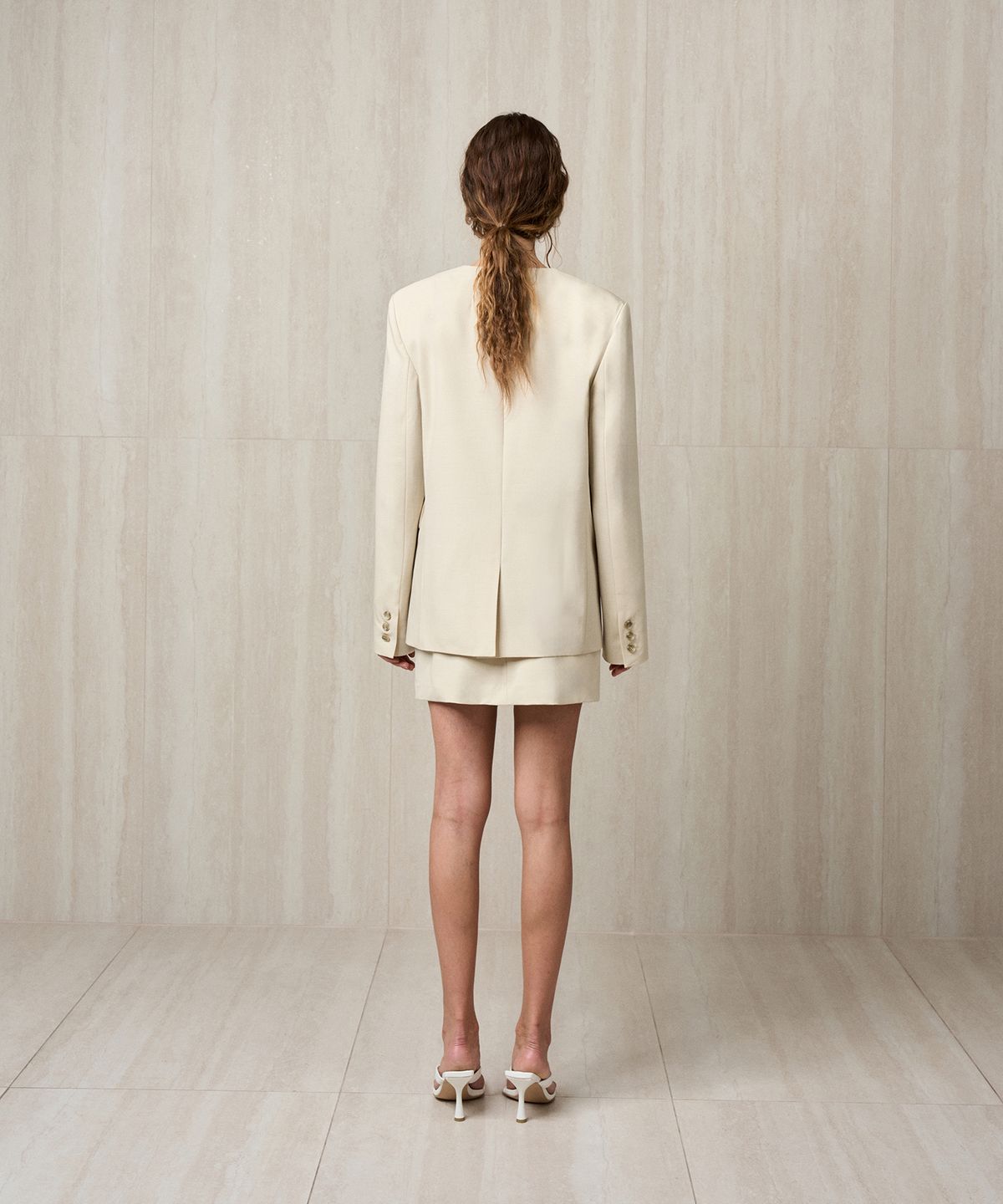 리이(RE RHEE) WOOL BLEND COLLARLESS JACKET SAND BEIGE