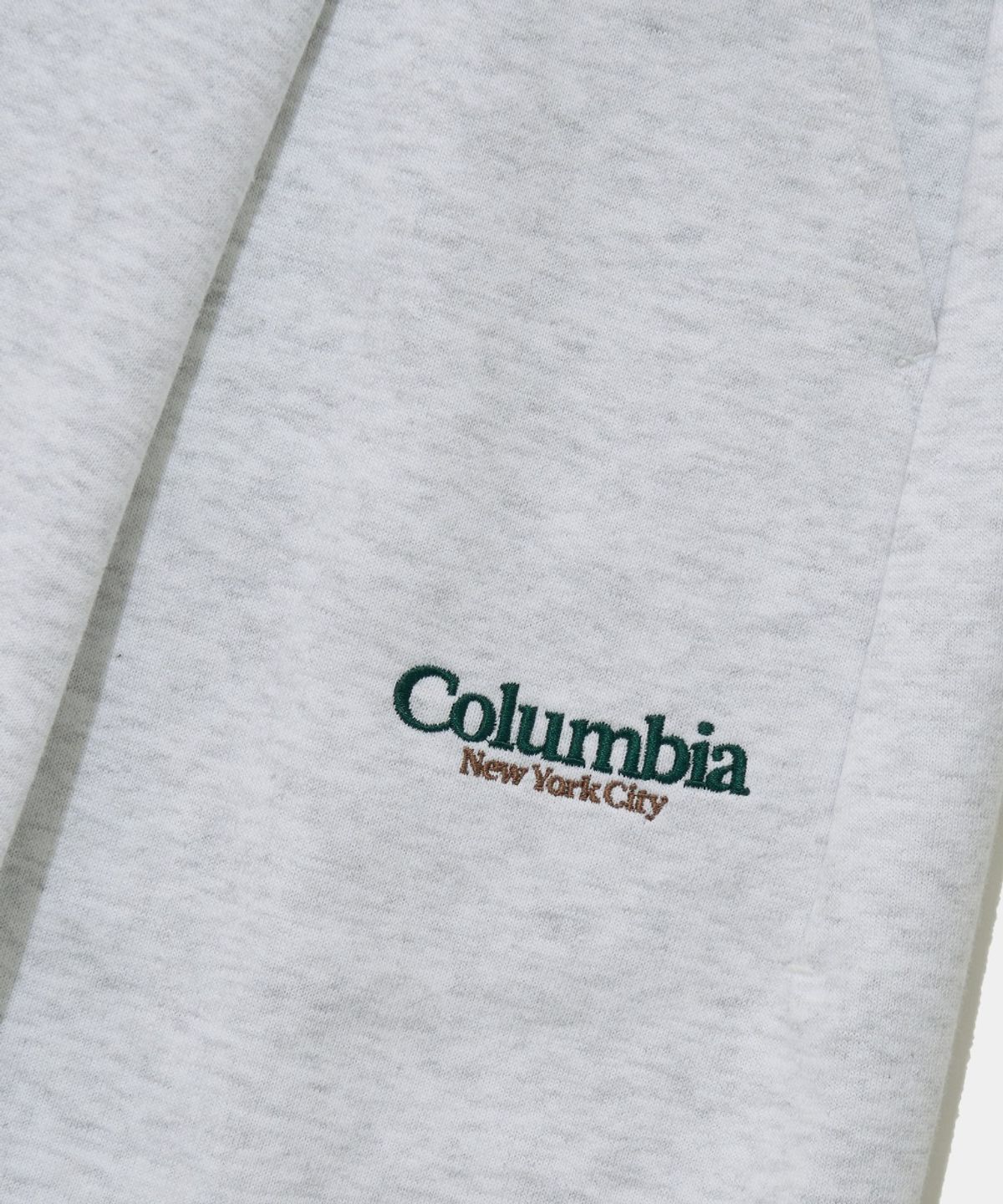 컬럼비아 유니버시티(COLUMBIA UNIVERSITY) NYC EMB PINTUCK TERRY SWEAT SHORTS PANTS_LIGHT MELANGE GRAY