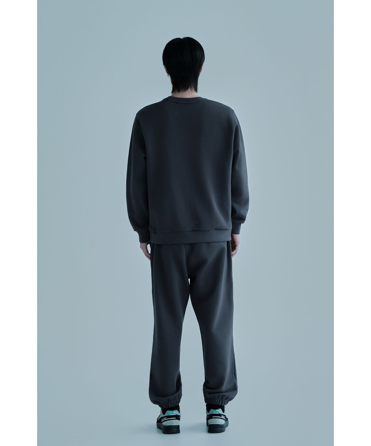 얼스캄에라(EARTH CALM ERA) 내추럴 데일리 스웨트팬츠_차콜