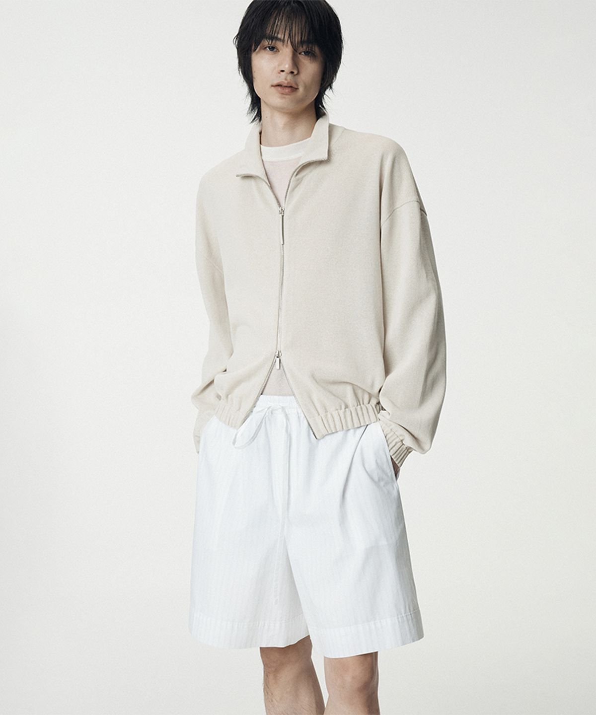 우마뭉(UMARMUNG) Striped Cotton Poplin Shorts_Off White